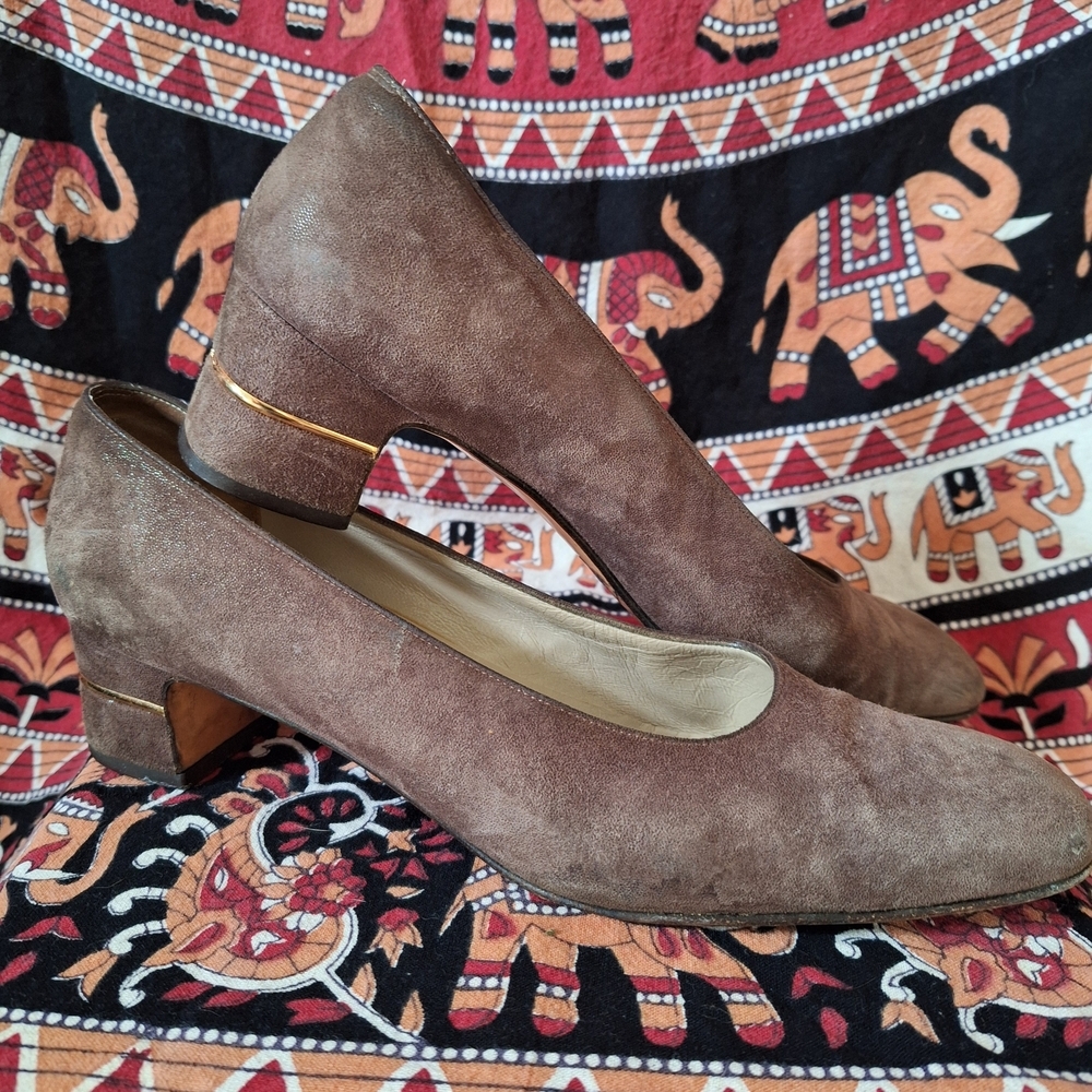 Salvatore Ferragamo Vintage 80s Brown Genuine Leather Suede Kitten Heels